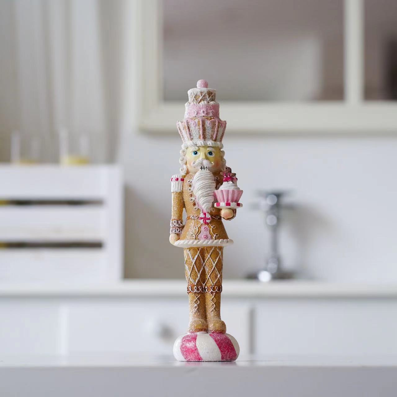 Sweet Pink Nutcracker Soldier  – Nutcracker Figurine Bewertung und Preis