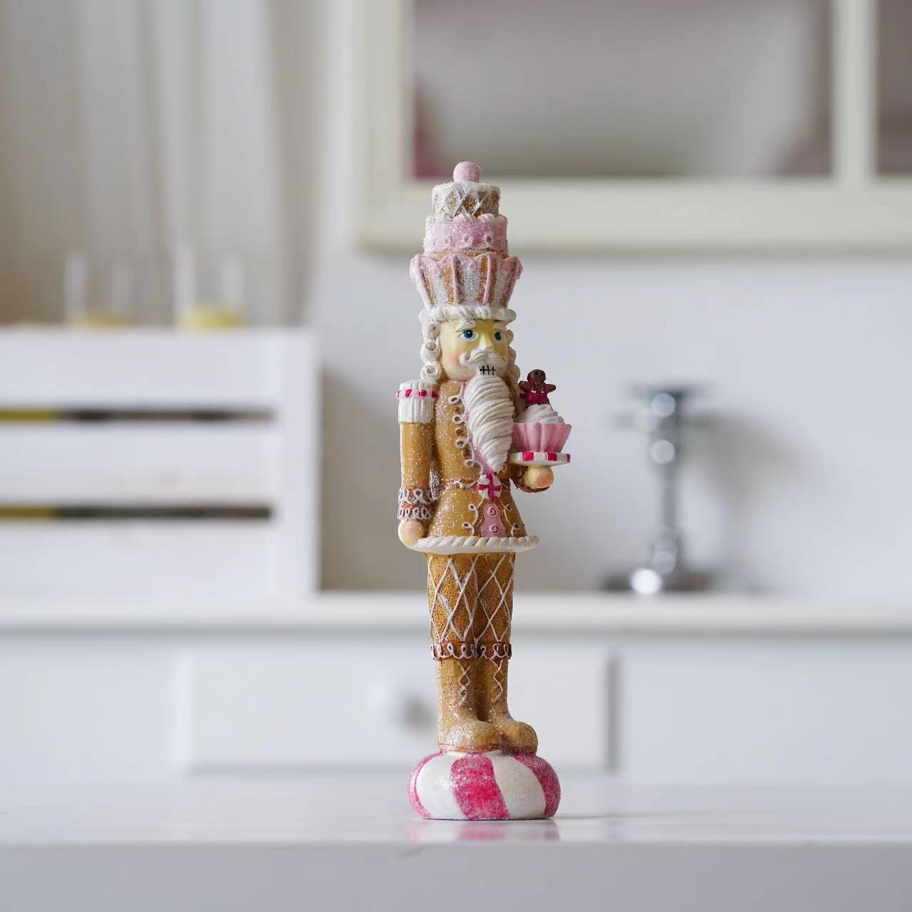 Sweet Pink Nutcracker Soldier  – Nutcracker Figurine Bewertung und Preis