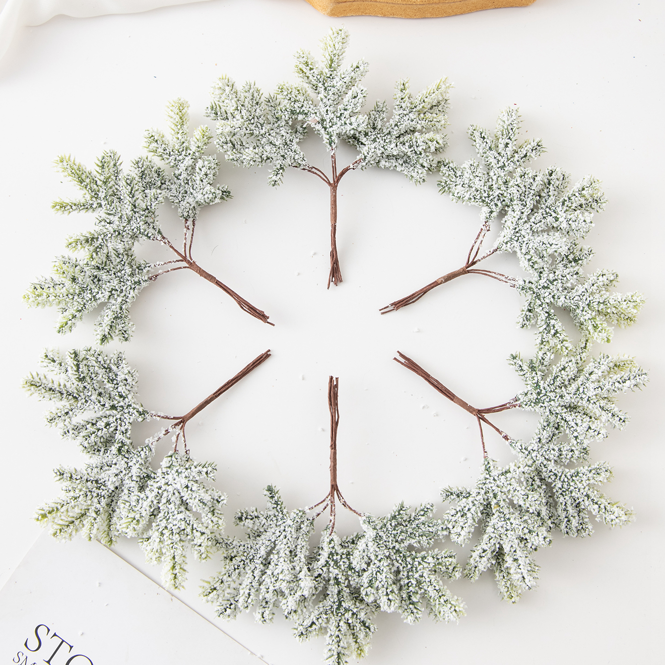 6PCS Artificial Plant Green Le – Christmas Wreath Fake Bewertung und Preis
