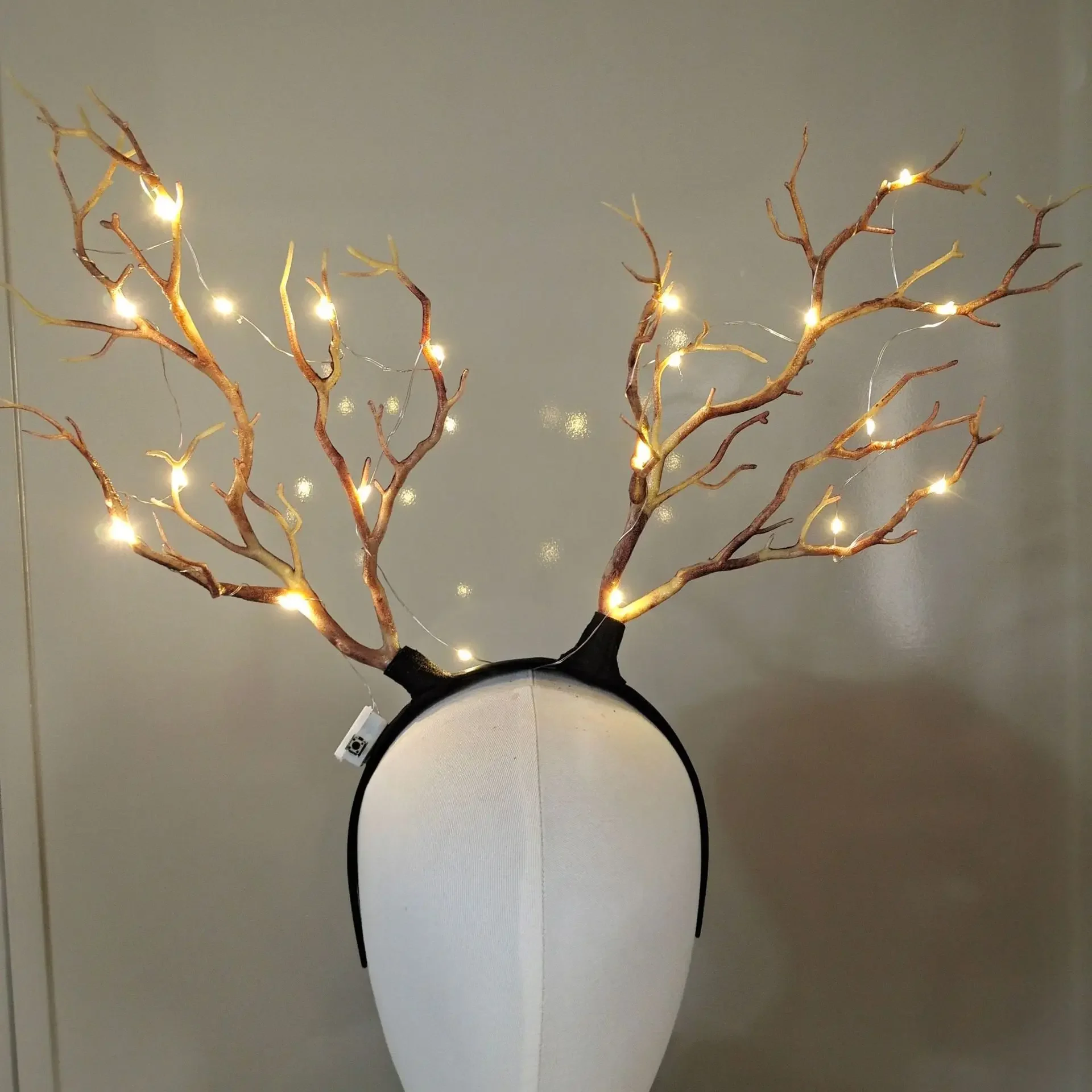 Women Girls Light Up Glowing R – Reindeer Antlers Headband Bewertung und Preis