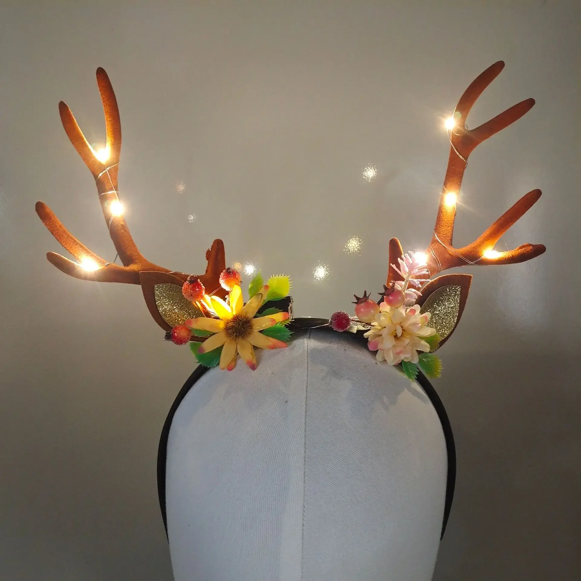 Women Girls Light Up Glowing R – Reindeer Antlers Headband Bewertung und Preis