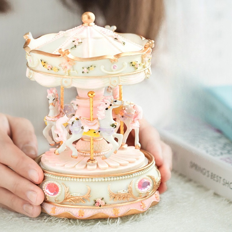Handmade Resin Carousel Music  – Snow Globe Musical Bewertung und Preis
