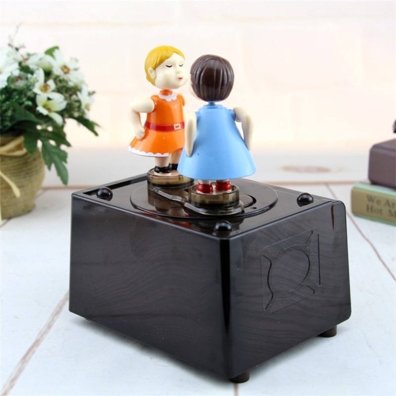 1Set Couple Kiss Music Box Bir – Snow Globe Musical Bewertung und Preis